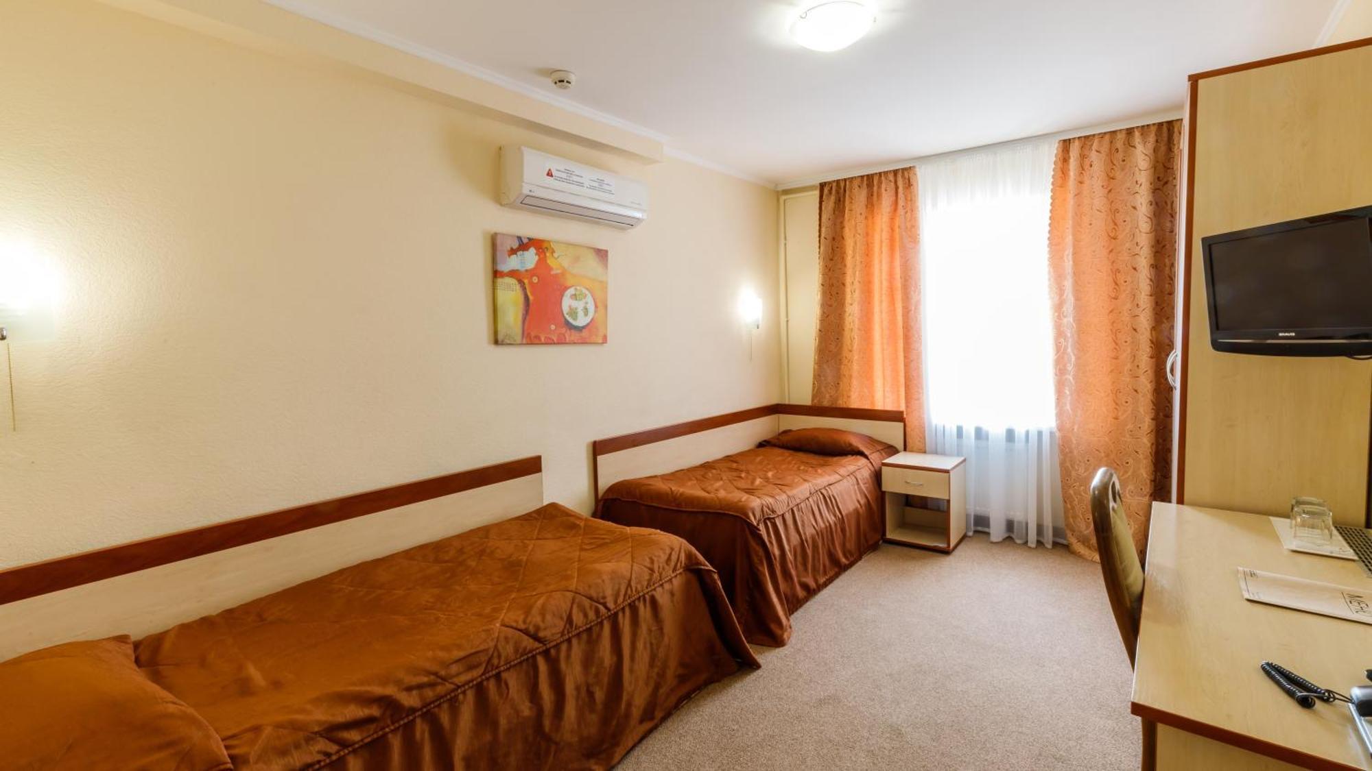 Druzhba Hotel Krywyj Rih Exterior foto