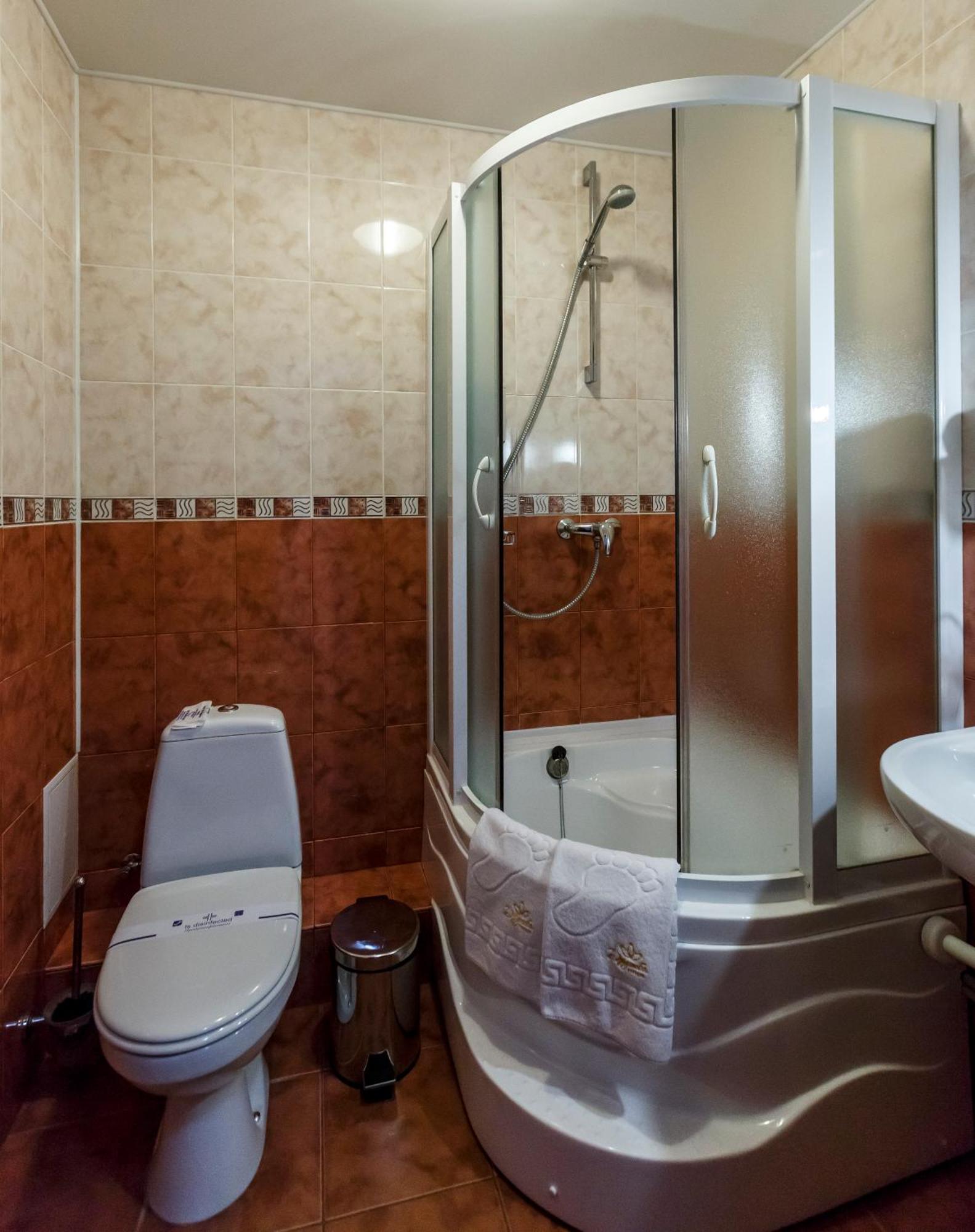 Druzhba Hotel Krywyj Rih Exterior foto